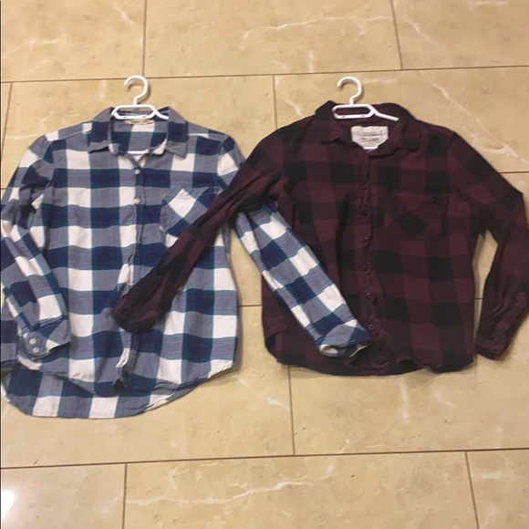 Bundle of two plaid shirts - Picture 1 of 7